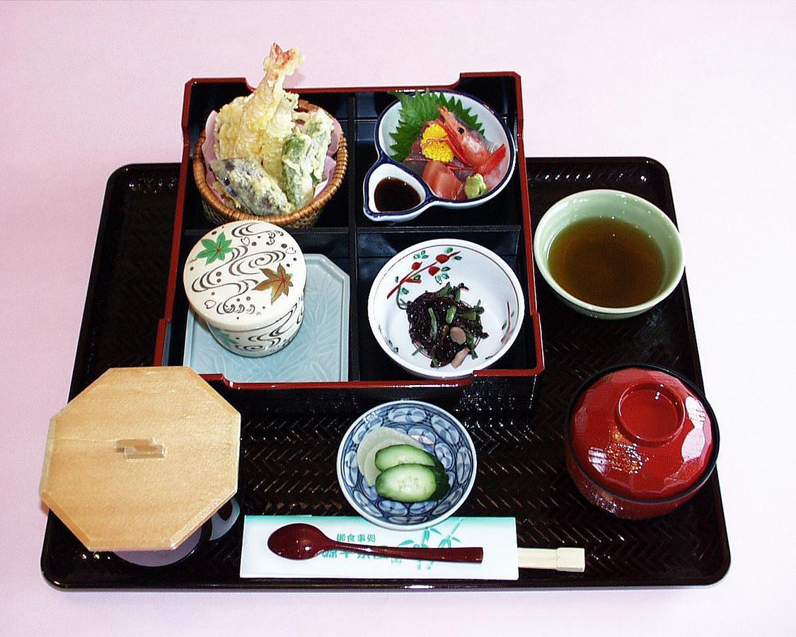Kurikarajyuku Hotel Tsubata Eksteriør billede